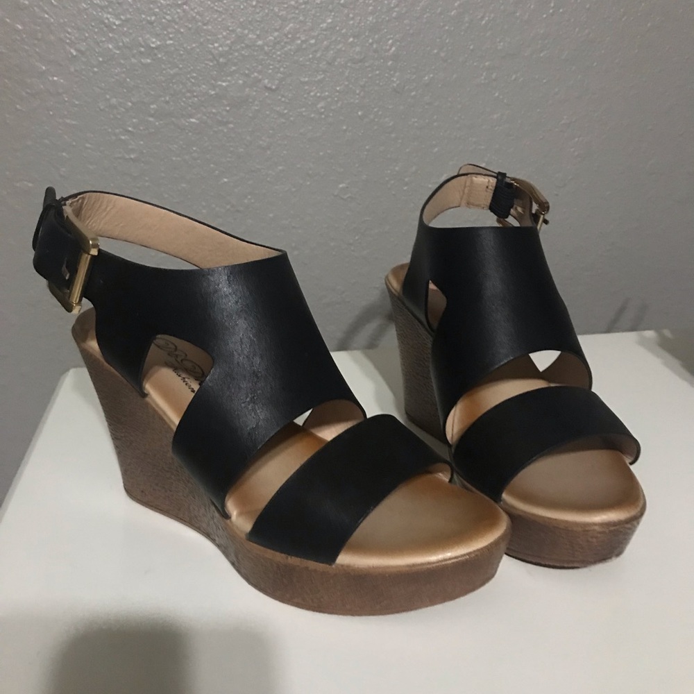 Black Wedge Sandal